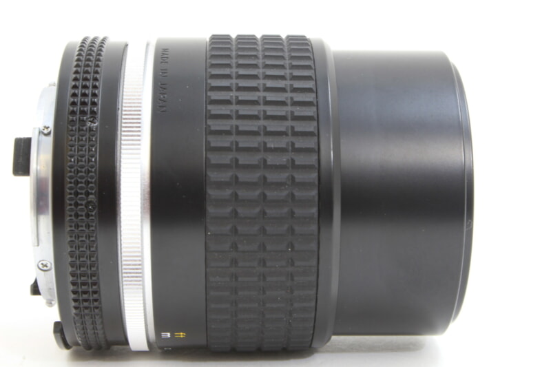 Nikon（ニコン）Nikkor 105mm F2.5 交換レンズの画像1