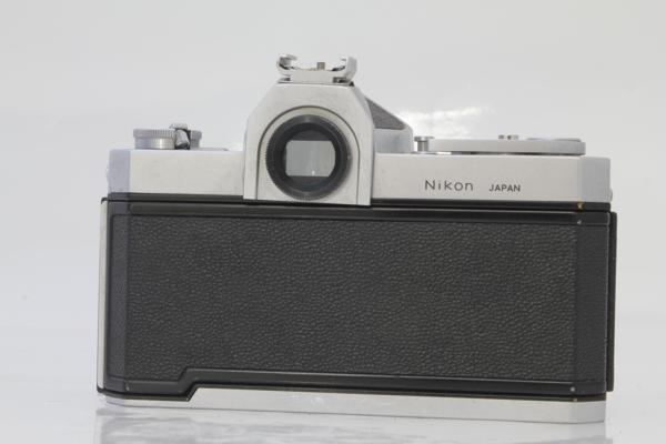 NIKON（ニコン）Nikomat（ニコマート）フィルム一眼レフカメラ / Nikkor-S Auto 55mm F1.2の画像1