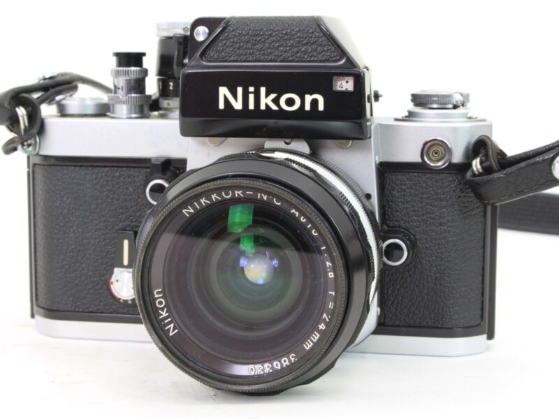 Nikon（ニコン） F2 機械式 フィルム一眼レフカメラ / Nikkor-N.C Auto 24mm F2.8の画像1