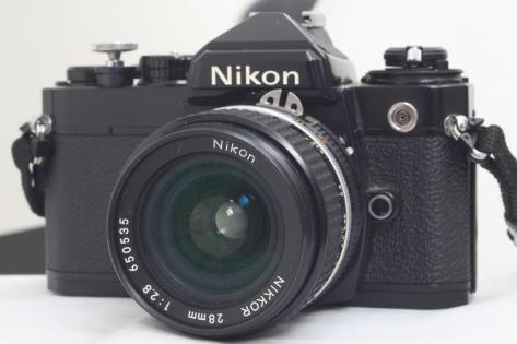 Nikon（ニコン）FE フィルム一眼レフカメラ / AI Nikkor 28mm F2.8の画像1