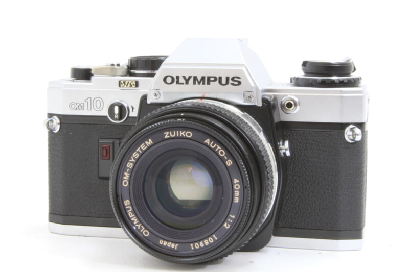 OLYMPUS（オリンパス）OM-10 フィルム一眼レフカメラ + レンズ OM-SYSTEM ZUIKO AUTO-S 40mm F2の画像1