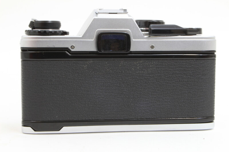 OLYMPUS（オリンパス）OM-10 フィルム一眼レフカメラ + レンズ OM-SYSTEM ZUIKO AUTO-S 40mm F2の画像1