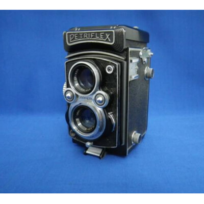 ペトリカメラ ＰＥＴＲＩＦＬＥＸの二眼レフの買取り品の画像
