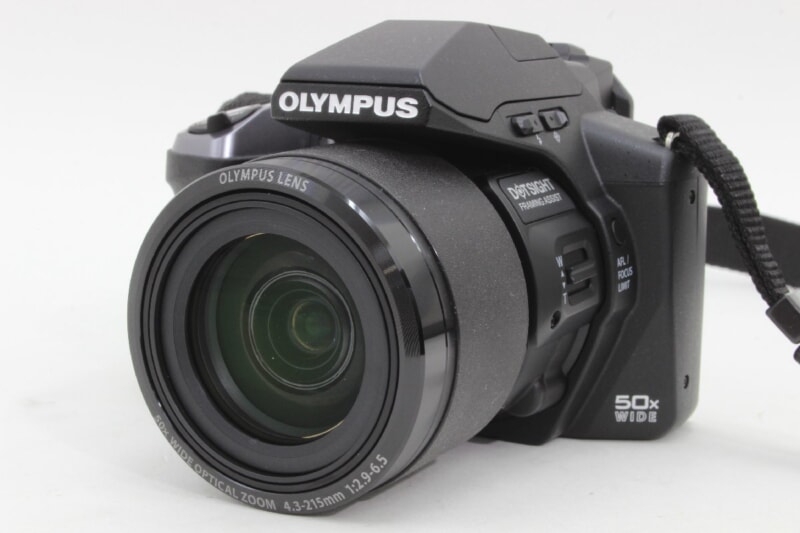 OLYMPUS（オリンパス）コンパクトデジタルカメラ SP-100EEの画像1