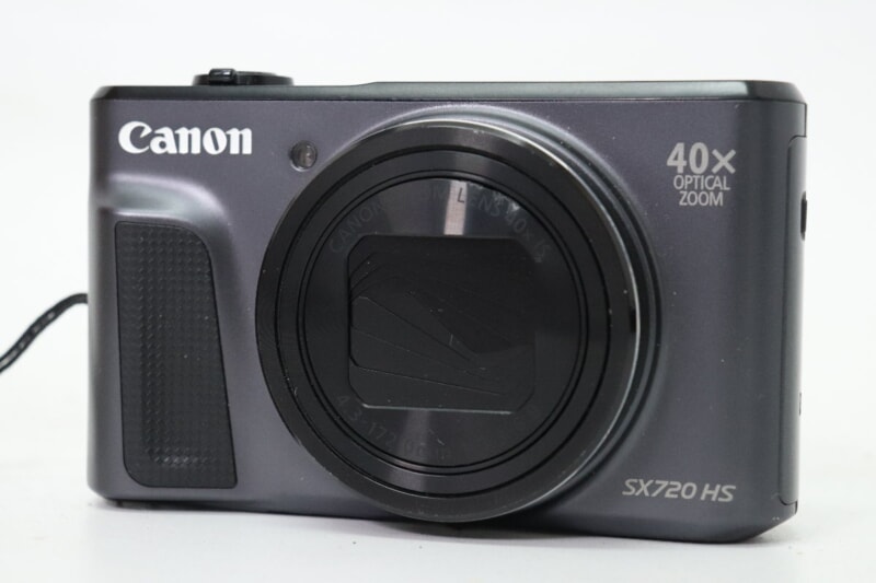 Canon（キヤノン）PowerShot SX720 HS ブラック コンパクトデジタルカメラ バッテリー・充電器付の画像1