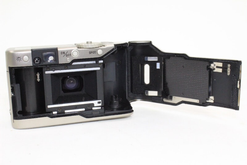買取実績 |MINOLTA（ミノルタ）超小型高級コンパクトフィルムカメラ TC