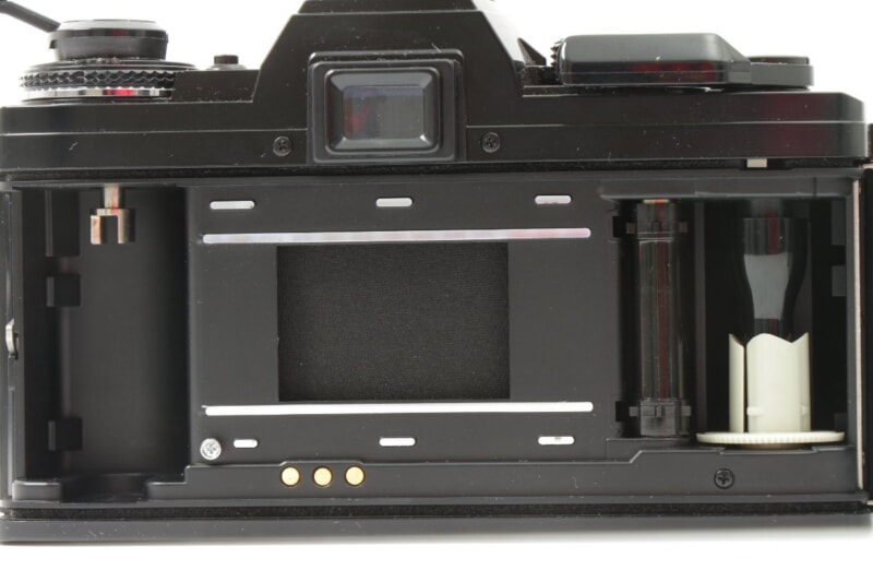 MINOLTA（ミノルタ）X-700 フィルム一眼レフカメラ / MC W.ROKKOR 2本の画像1