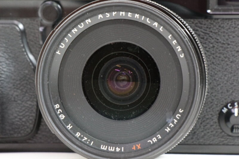 FUJIFILM（富士フィルム）ミラーレス一眼カメラ X-Pro1 / FUJINON XF 14mm F2.8 Rの画像1