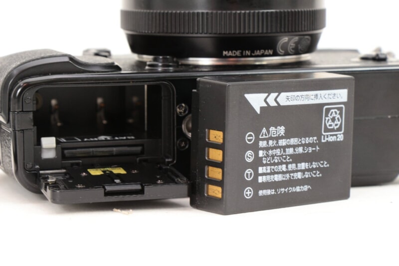 FUJIFILM（富士フィルム）ミラーレス一眼カメラ X-Pro1 / FUJINON XF 14mm F2.8 Rの画像1