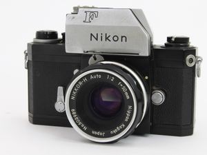 Nikon フィルムカメラＦ NIKKOR-H Auto 1:2 f=50㎜の買取り品の画像