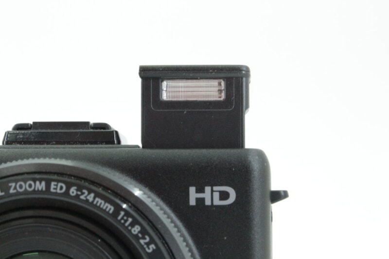 OLYMPUS（オリンパス）コンパクトデジタルカメラ XZ-1 / i.ZUIKO DIGITALレンズの画像1