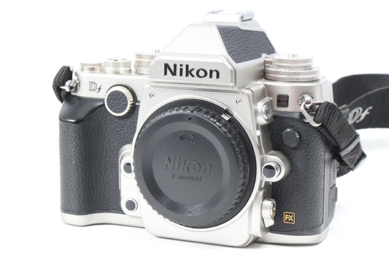 Nikon  DF ボディ シルバー デジタル一眼レフカメラ 元箱付き ニコンの画像1