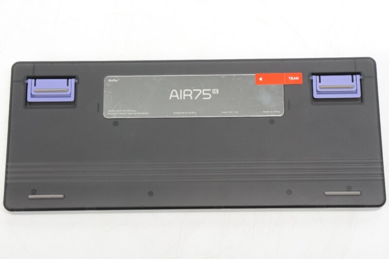 NuPhy  メカニカルスイッチキーボード [AIR75] HEシリーズの画像1
