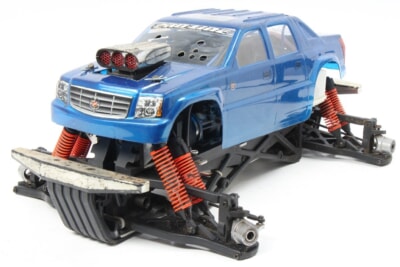 KYOSHO 1/8 ギガクラッシャー モンスタートラック型 RC/ラジコン キャデラック・エスカレード 京商