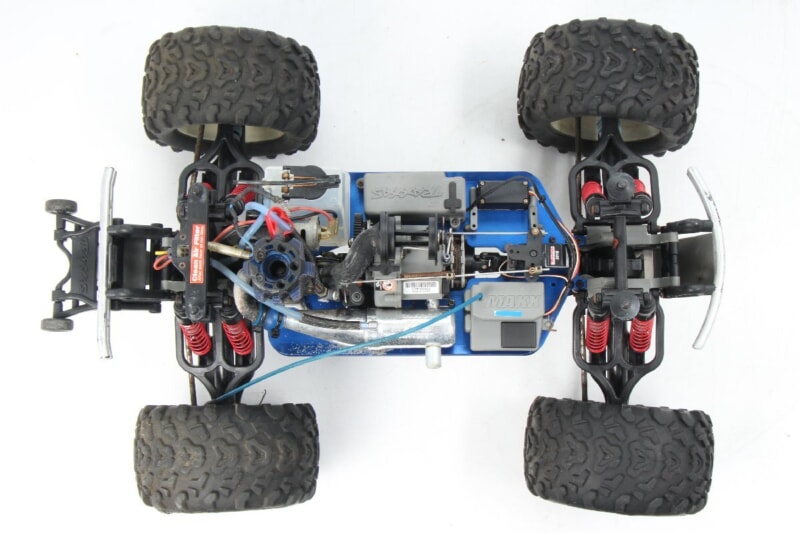 TRAXXAS  T-Maxx 1/10 シャーシ モンスタートラック RC/ラジコン トラクサスの画像1