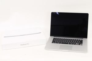 Apple MacBook Pro 15インチ A1398 ノートパソコンの買取り品の画像