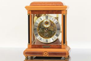 Franz Hermle（フランツ・ヘルムレ）ベルチャイム置き時計 352-070 ドイツ製の買取り品の画像