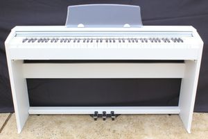 CASIO/カシオ Privia 88鍵盤 スタンド・ペダル一体型 電子ピアノ PX-770WE 2018年製