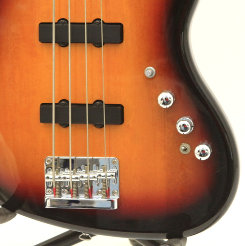 Squier By Fender（スクワイヤー） ジャズベースの画像1