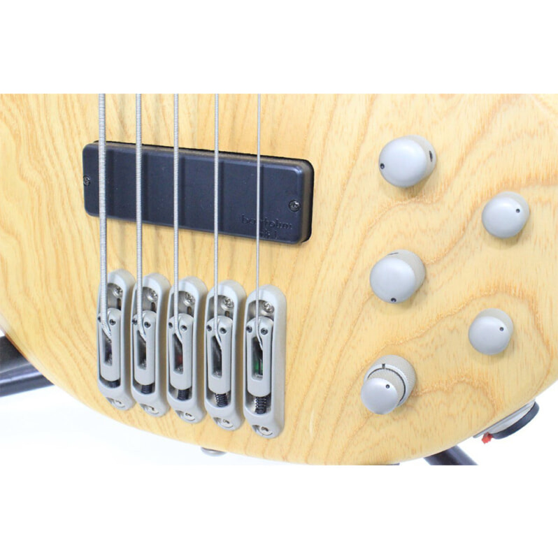 Ibanez（アイバニーズ）5弦エレキベース BTB555AH-NTF ソフトケース付の画像1