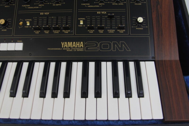 YAMAHA （ヤマハ）　シンセサイザーCSシリーズ　CS20M　37鍵の画像1