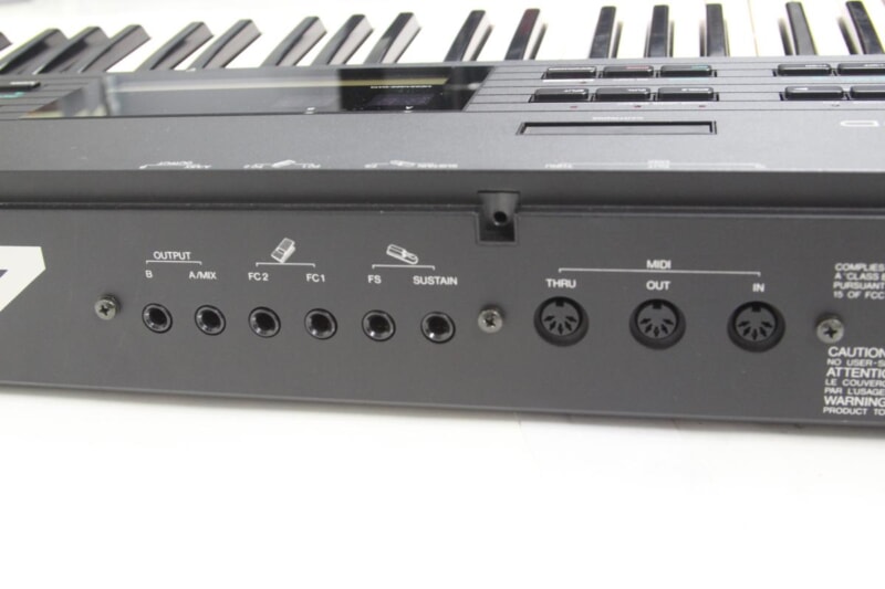 YAMAHA（ヤマハ）DX7II-D シンセサイザー 61鍵の画像1