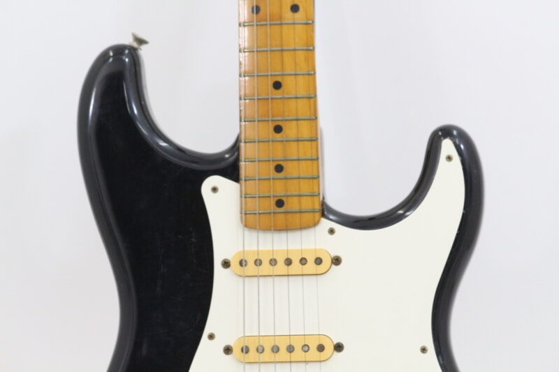 Fender JAPAN（フェンダージャパン）ストラトキャスターの画像1