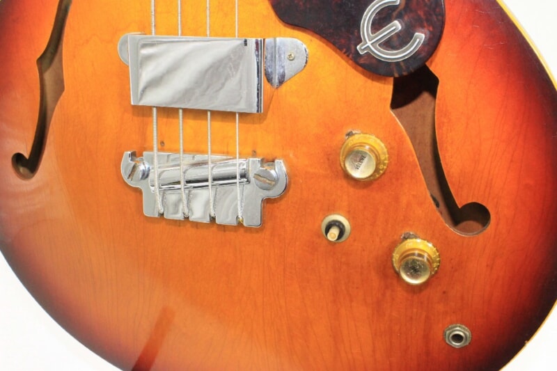 Epiphone（エピフォン）セミアコエレキベース EB232の画像1