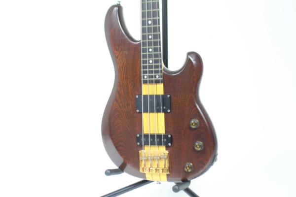 Ibanez アイバニーズ エレキベース Musician（ミュージシャン）シリーズの画像1