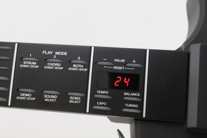 YAMAHA（ヤマハ）イージーギター「光るギター」EZ-AGの画像1