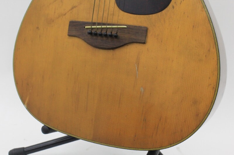 YAMAHA（ヤマハ）アコースティックギター FG-180（赤ラベル）の画像1