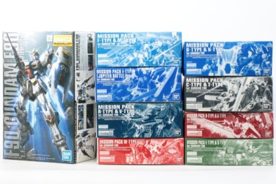 【未組立品】 BANDAI  MG 1/100 ガンダムF90・ミッションパック