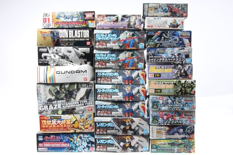 【未組立】 BANDAI  ガンプラ ストライクガンダム・ガンブラスターなどの画像1