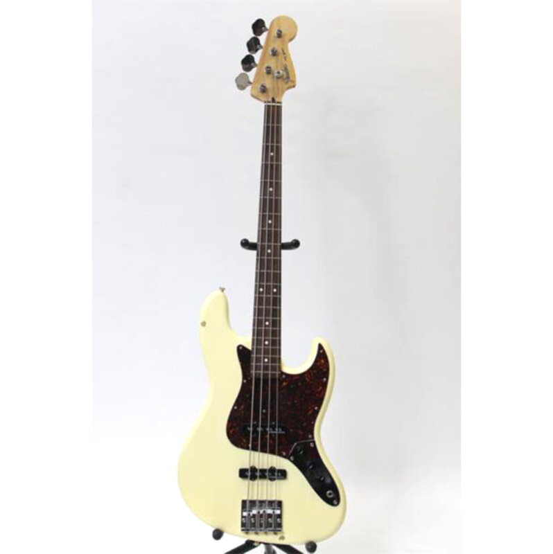 Fender JAPAN（フェンダージャパン）ジャズベース ホワイトの画像1