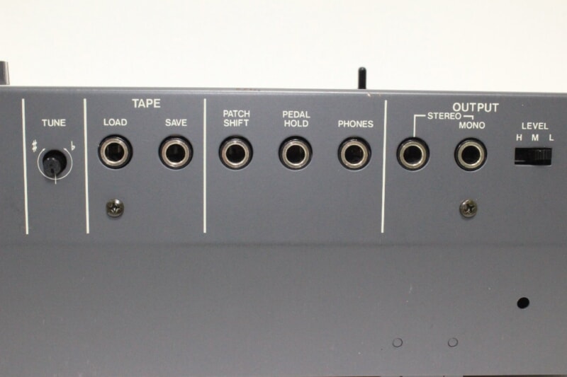 Roland（ローランド）JUNO-106 ポリフォニックシンセサイザー ソフトケース付の画像1