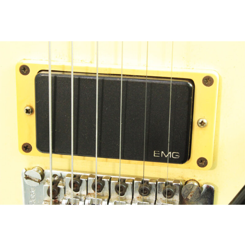 FERNANDES（フェルナンデス）Limited edition ストラトタイプ エレキギターの画像1
