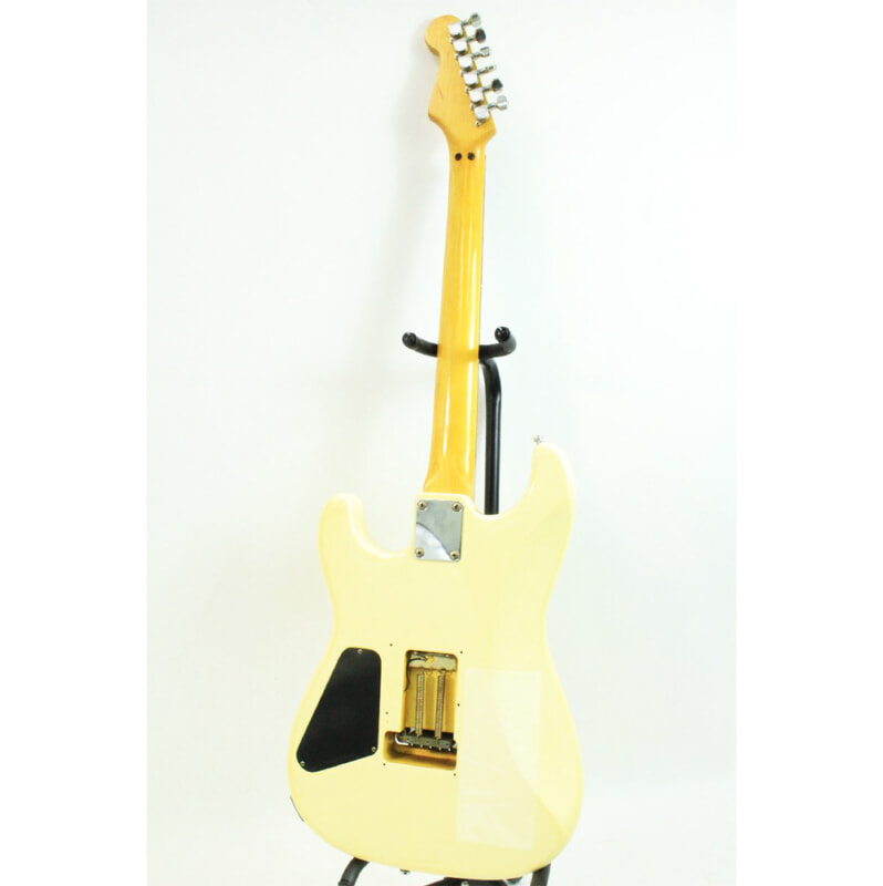 FERNANDES（フェルナンデス）Limited edition ストラトタイプ エレキギターの画像1