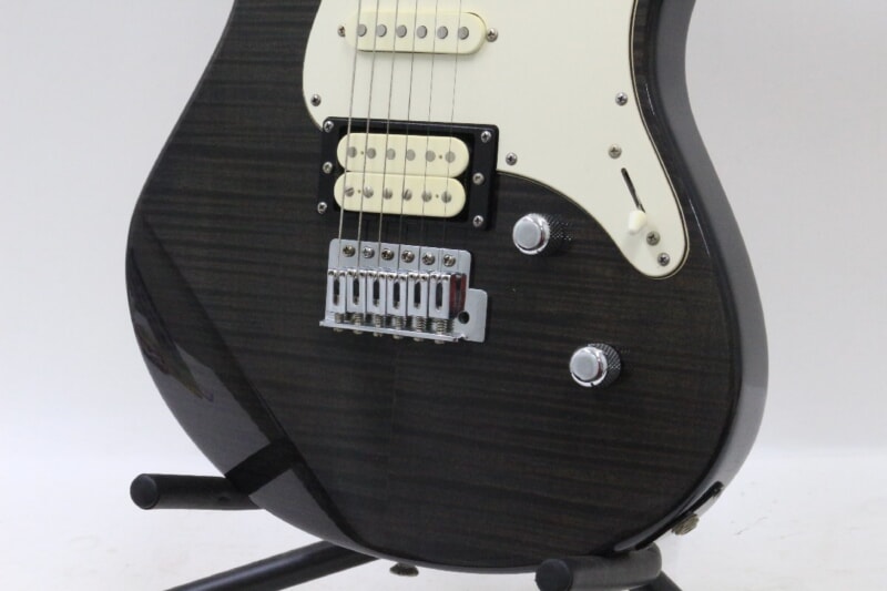 YAMAHA（ヤマハ）PACIFICA（パシフィカ）PAC212VFMの画像1