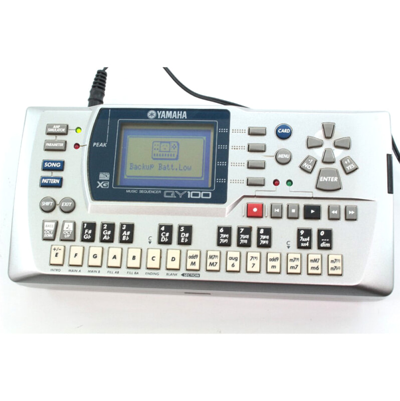 YAMAHA（ヤマハ）モバイルシーケンサー リズムマシン QY100の画像1