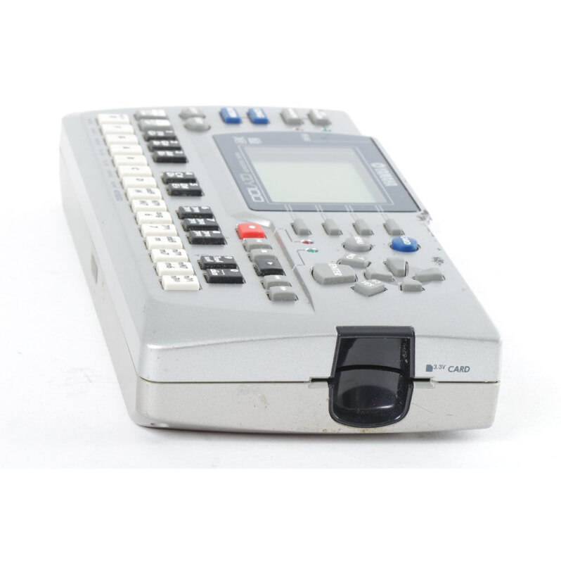 YAMAHA（ヤマハ）モバイルシーケンサー/リズムマシン QY100の画像1