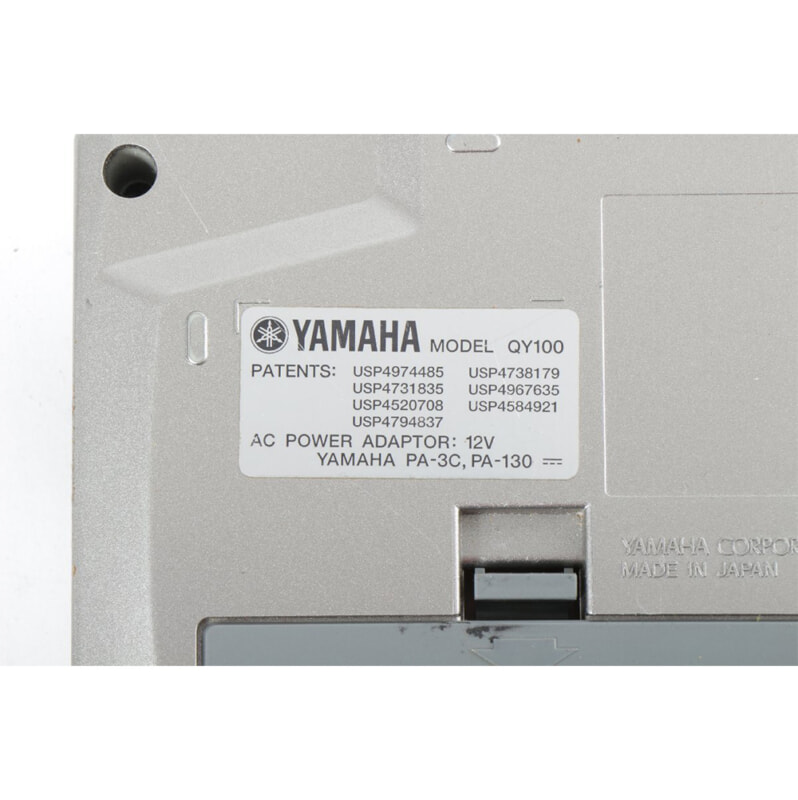 YAMAHA（ヤマハ）モバイルシーケンサー/リズムマシン QY100の画像1