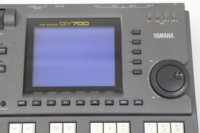 YAMAHA（ヤマハ）シーケンサー QY700の画像1