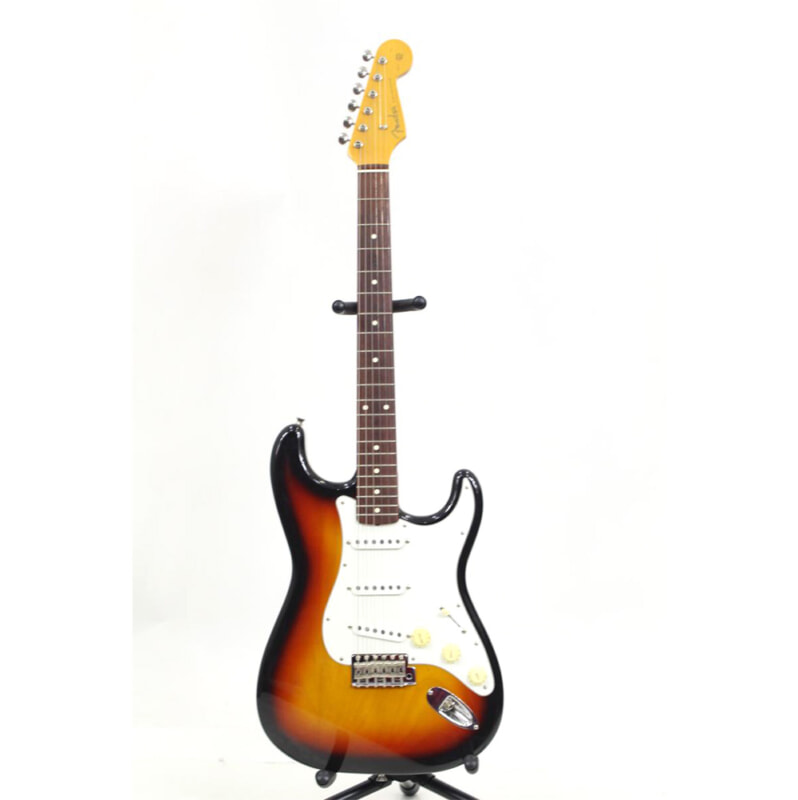 Fender JAPAN（フェンダージャパン） ストラトキャスター ブラウンの画像1