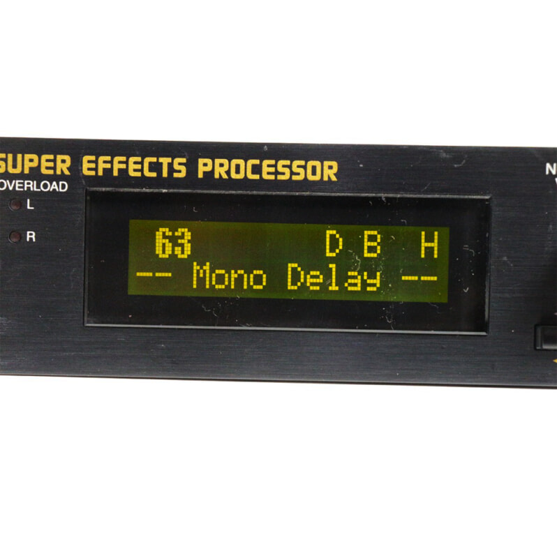 BOSS（ボス）マルチエフェクター SE-70 SUPER EFFECTS PROCESSOR デジタルエフェクターの画像1