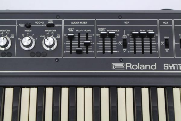 Roland（ローランド）　シンセサイザー　SH-2　37鍵盤の画像1