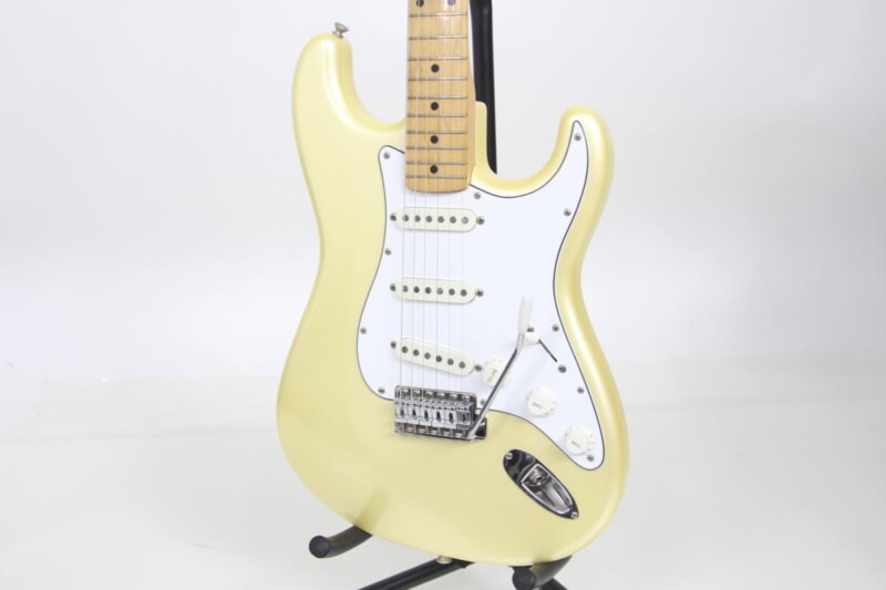 SQUIER by FenderJapan（スクワイヤ ー） ストラトキャスターの画像1