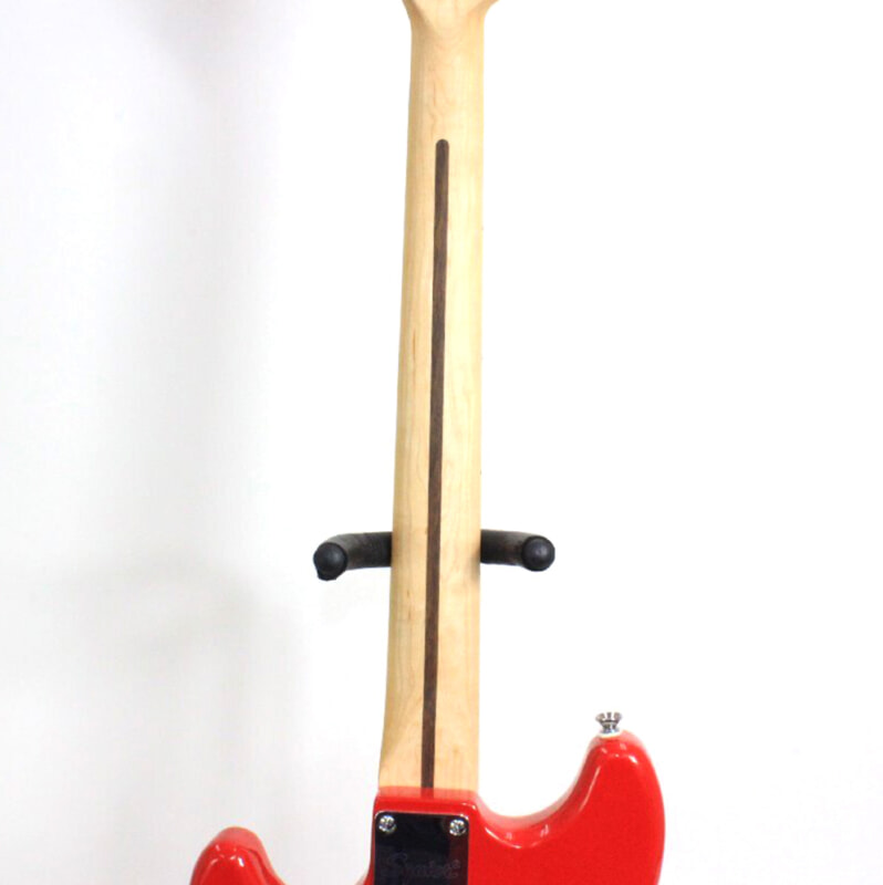 Squier by Fender（スクワイヤー）エレキベース トリノレッドの画像1
