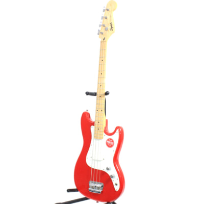 Squier by Fender（スクワイヤー）エレキベース トリノレッド