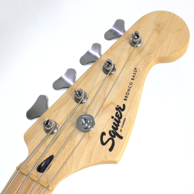 Squier by Fender（スクワイヤー）エレキベース トリノレッドの画像1