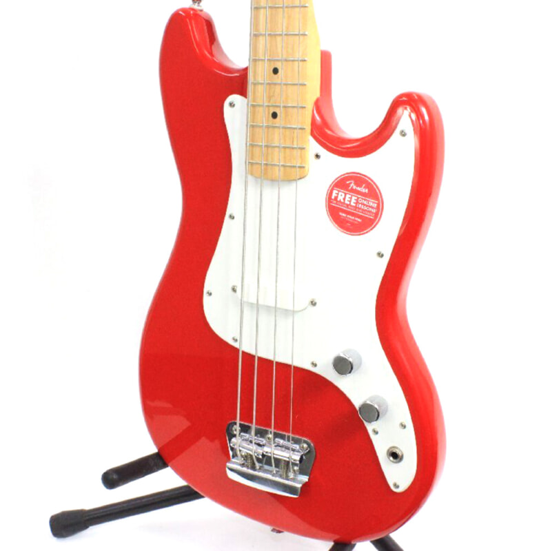 Squier by Fender（スクワイヤー）エレキベース トリノレッドの画像1